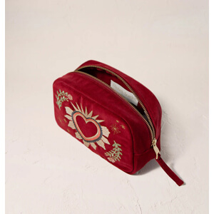 Elizabeth Scarlett Enchanted Heart Makeup Bag